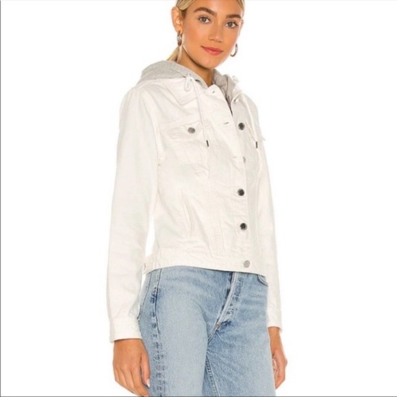 NEW! BLANKNYC White Denim Jacket With DetachableHood Size Small - Picture 1 of 17